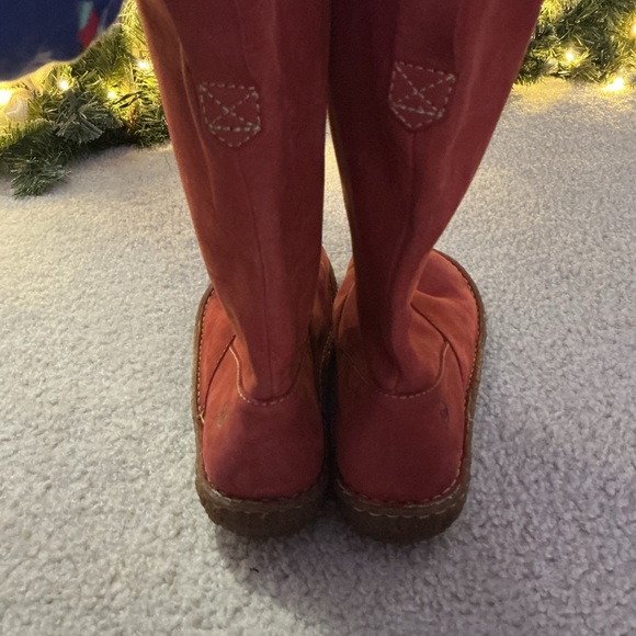 Born Red Suede Winter Boots - Picture 2 of 8